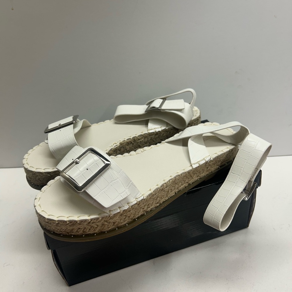 Pretty Little Thing‎ White Espadrille Sandals